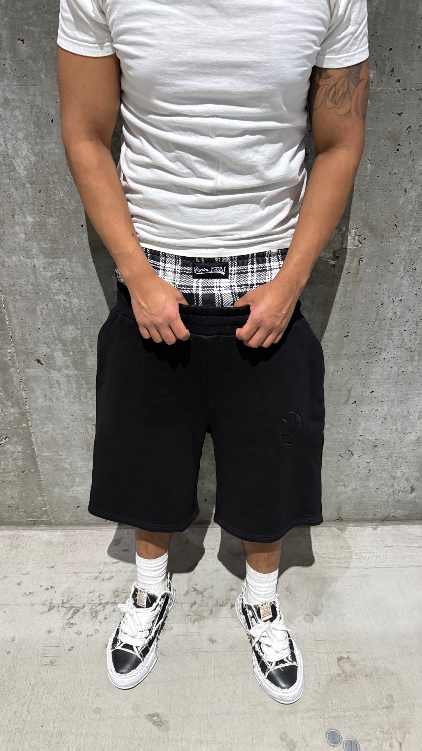 BLACK BOXER SHORTS